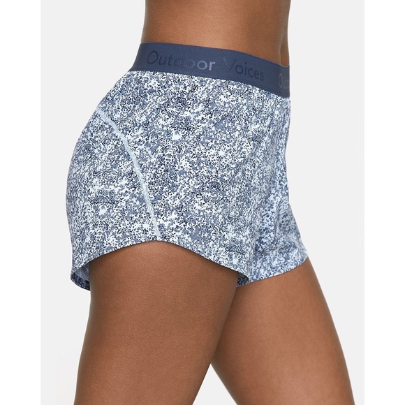 Outdoor Voices Pants - Outdoor Voices Relay Short 🌵